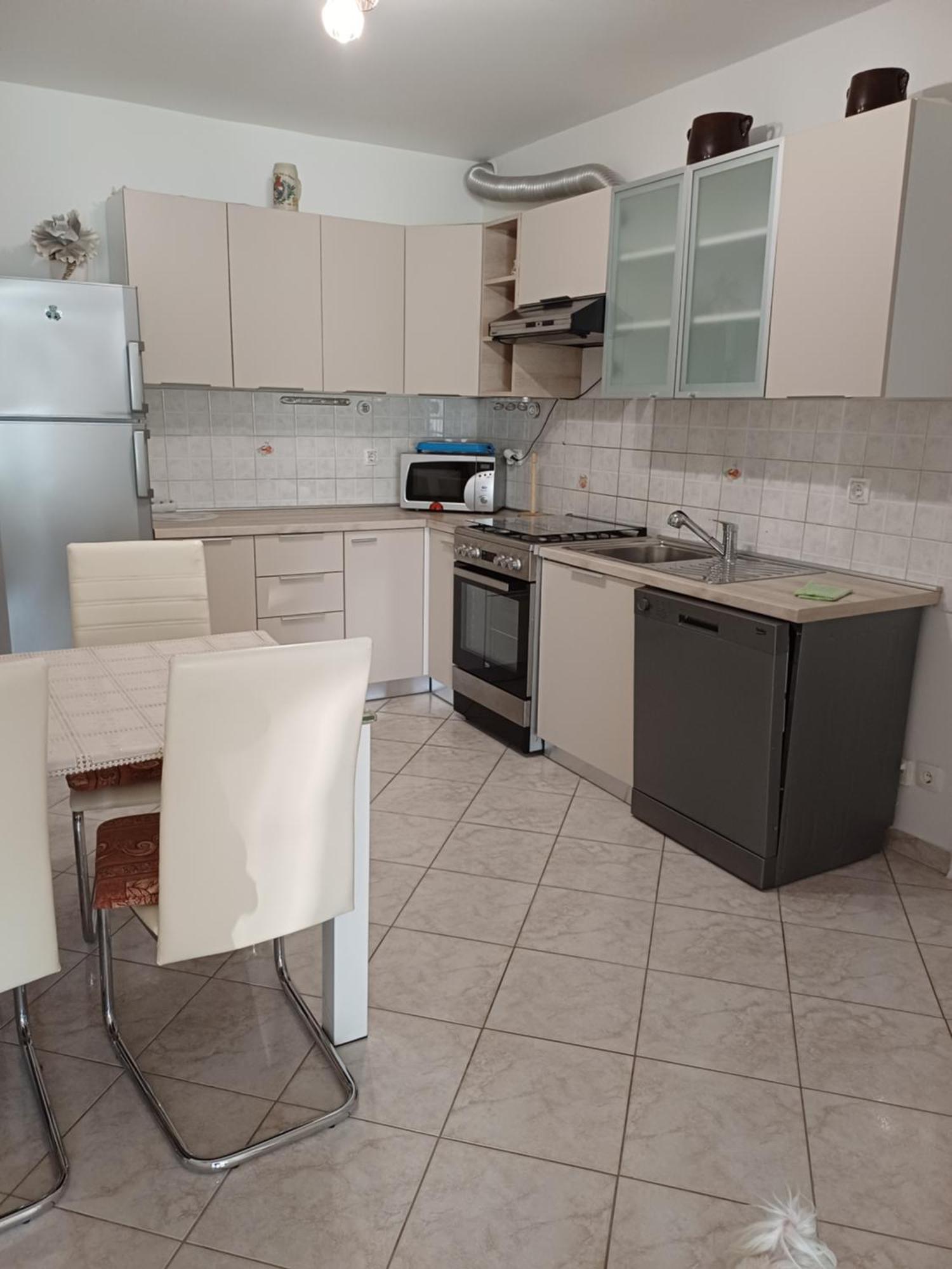 מאלי לוסיניי Apartments Zerjav מראה חיצוני תמונה